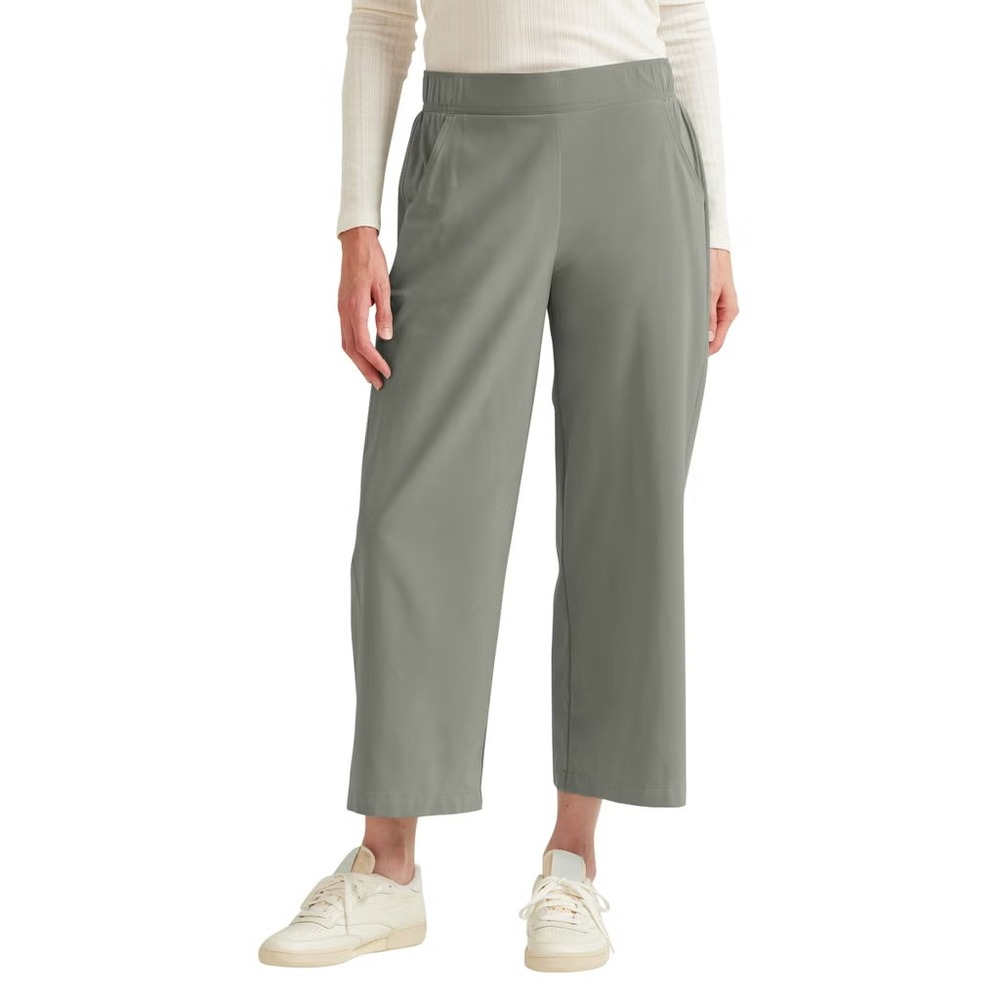 Eddie Bauer Women's Traveler Crop Pant, Green, Size: XS, New